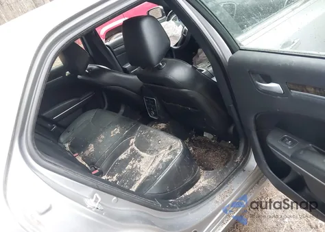 2013 Chrysler 300C from USA, damaged, VIN 2C3CCAET4DH661694